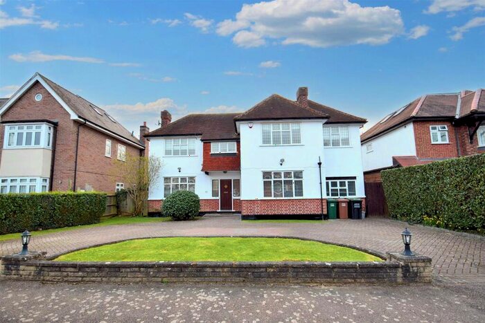 5 Bedroom Detached House To Rent In Bourne End Road, Northwood, HA6