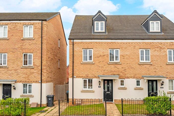 3 Bedroom Semi-Detached House For Sale In The Avenue, Priors Hall, Corby, Northamptonshire, NN17