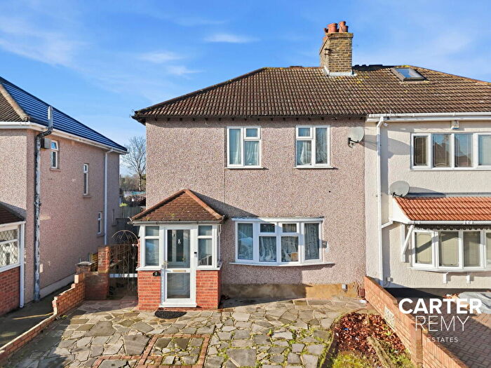 3 Bedroom Semi-Detached House For Sale In Wallace Road, Grays, RM17
