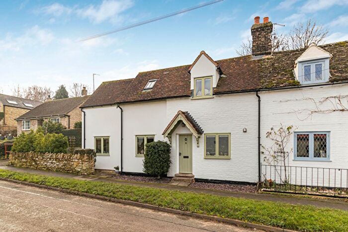 3 Bedroom Semi-Detached House For Sale In Cage Hill, Swaffham Prior, CB25