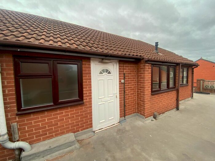 2 Bedroom Flat To Rent In Bowland Road, Bingham, NG13