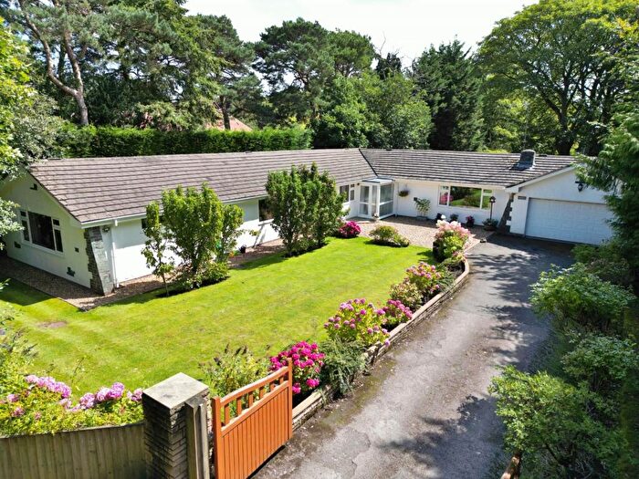4 Bedroom Detached Bungalow For Sale In Noctorum Lane, Prenton, CH43