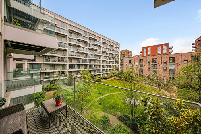 1 Bedroom Apartment For Sale In Cable Street, London, E16