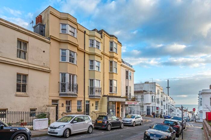 3 Bedroom Terraced House For Sale In Powis Road, Brighton, BN1