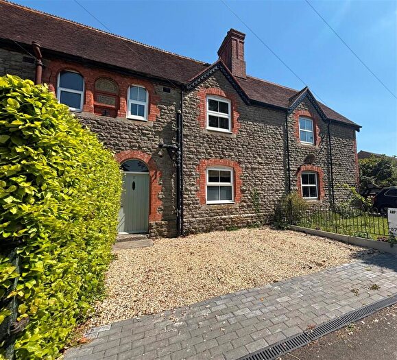 3 Bedroom Cottage For Sale In Victoria Gardens, Henstridge, BA8