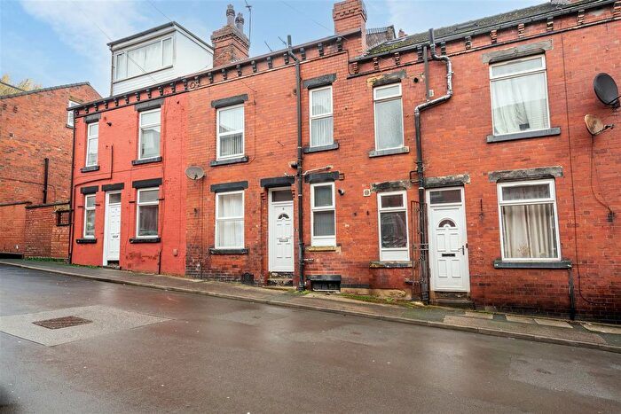 2 Bedroom Terraced House For Sale In Moorfield Grove, Leeds, LS12