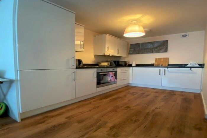1 Bedroom Flat To Rent In Watery Street, Sheffield, S3