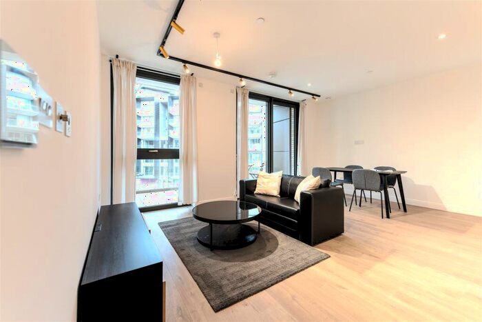 1 Bedroom Apartment To Rent In Siena House, Bollinder Place, London, EC1V