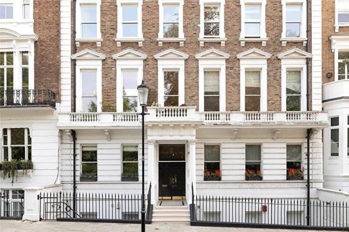 1 Bedroom Flat For Sale In Ladbroke Square, London, W11
