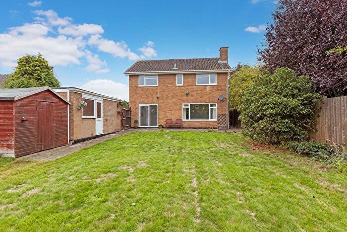 4 Bedroom Detached House For Sale In Cranbrook Drive, Maidenhead, Berkshire, SL6