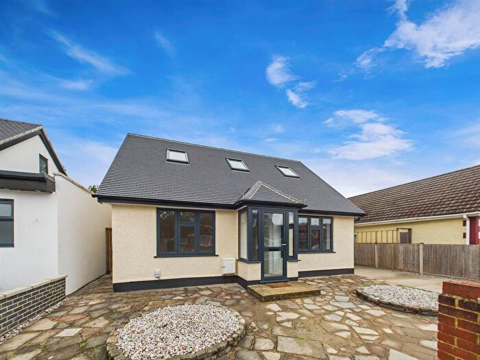 4 Bedroom Detached Bungalow For Sale In Linden Avenue, Ruislip, HA4