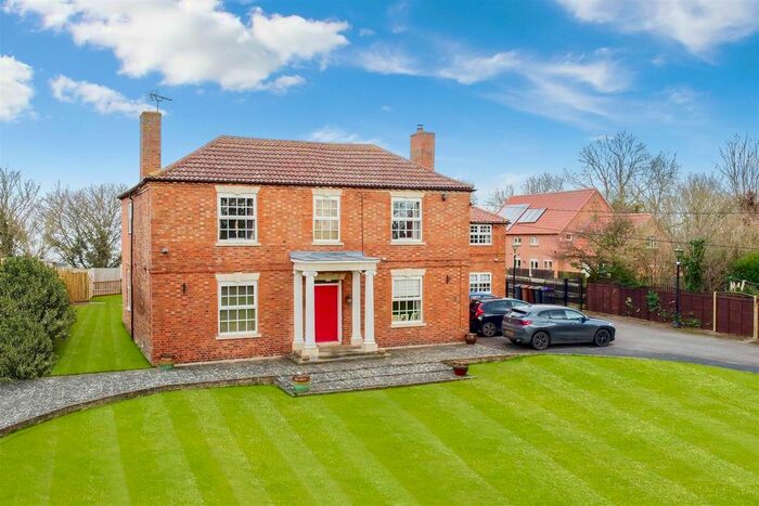8 Bedroom Detached House For Sale In Chapel Street, Beckingham, Lincoln, LN5