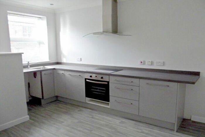2 Bedroom Flat To Rent In Acacia Grove, Wirral, CH48