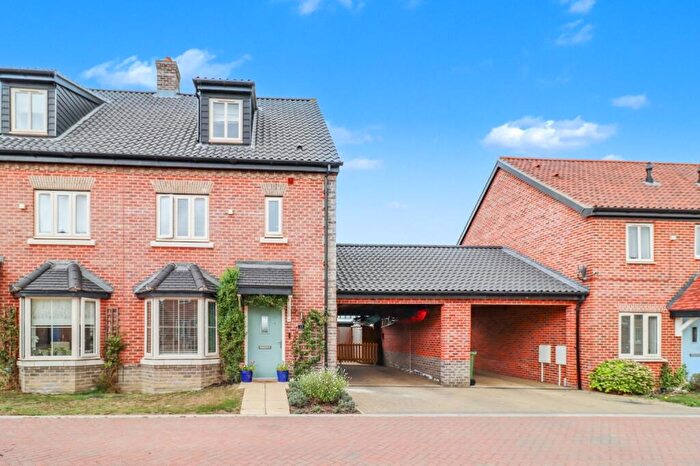 3 Bedroom Semi-Detached House For Sale In Farm Drive, Fakenham, Norfolk, NR21