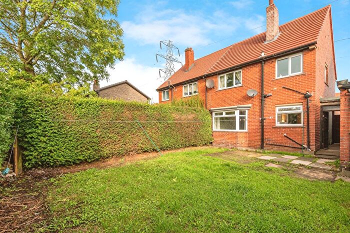 3 Bedroom Semi Detached House For Sale In Edge Avenue, Dewsbury, WF12