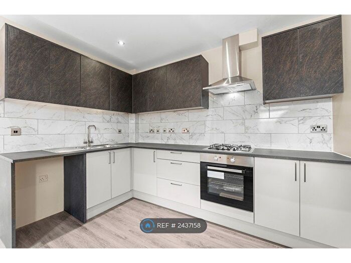 4 Bedroom End Of Terrace House To Rent In Southfields Avenue, Peterborough, PE2