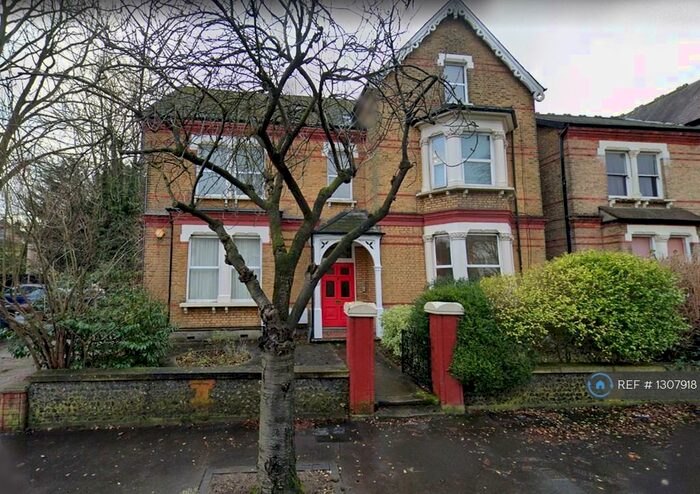 1 Bedroom Flat To Rent In Birdhurst Road, South Croydon, CR2