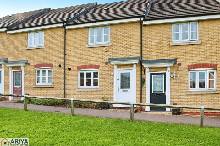 3 Bedroom Town House To Rent In Foxton Road, Hamilton, Leicester, LE5