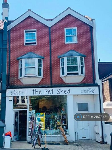 2 Bedroom Flat To Rent In Preston Drove, Brighton And Hove, BN1