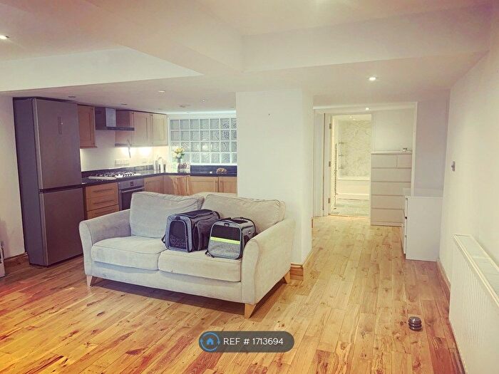 1 Bedroom Flat To Rent In St. Michaels Hill, Bristol, BS2