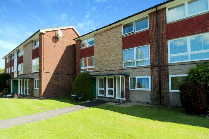 2 Bedroom Flat To Rent In Banbury Court Grange Road, Sutton, Surrey, SM2