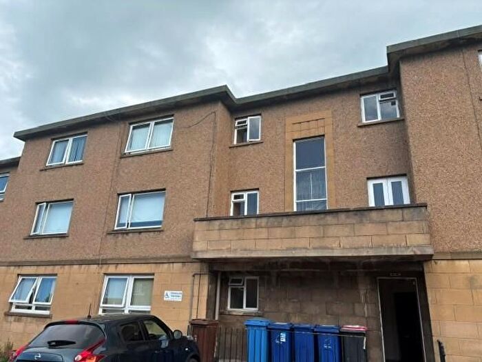 3 Bedroom Flat To Rent In Waverley Crescent, Bonnyrigg, EH19