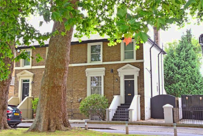 4 Bedroom Semi-Detached House To Rent In Eltham Green, London, SE9