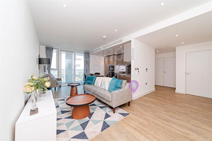 2 Bedroom Flat To Rent In Gladwin Tower, Wandsworth Road, London, SW8