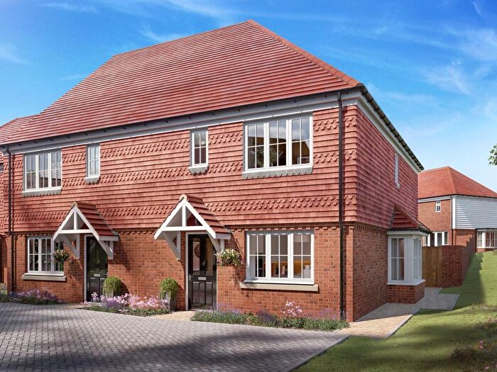 3 Bedroom Semi-detached House For Sale In Hartley Road, Cranbrook, TN17