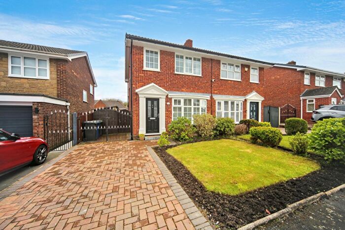 3 Bedroom Semi Detached House For Sale In Salesbury Way, Wigan, WN3