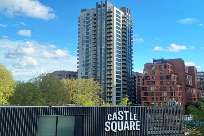 1 Bedroom Apartment To Rent In Hawksbury Heights, London, SE17