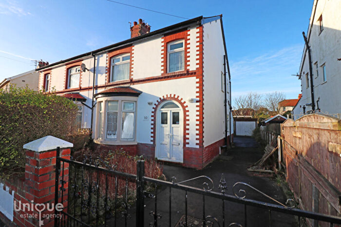 3 Bedroom Semi-Detached House For Sale In Clovelly Avenue, Thornton-Cleveleys, FY5