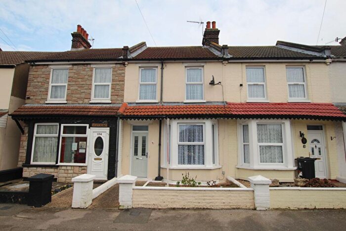 2 Bedroom Terraced House For Sale In Oxford Crescent, Clacton-on-Sea, CO15