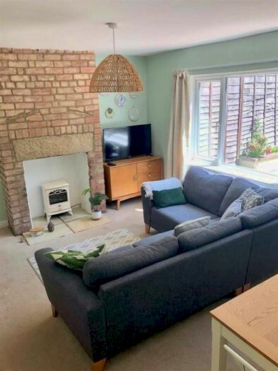 2 Bedroom Terraced House To Rent In Miles Hill Crescent, Chapel Allerton, Leeds, LS7