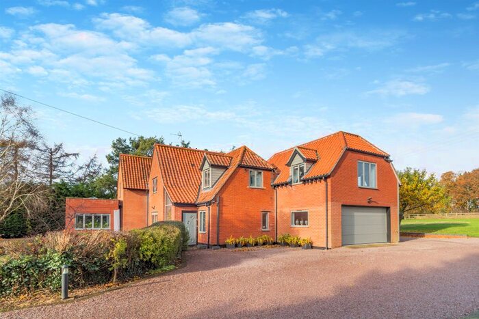 6 Bedroom Detached House For Sale In The Street, Burgh, Norwich, NR11