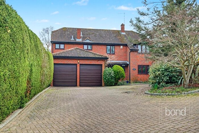 4 Bedroom Detached House For Sale In High Pastures, Little Baddow, Chelmsford, CM3