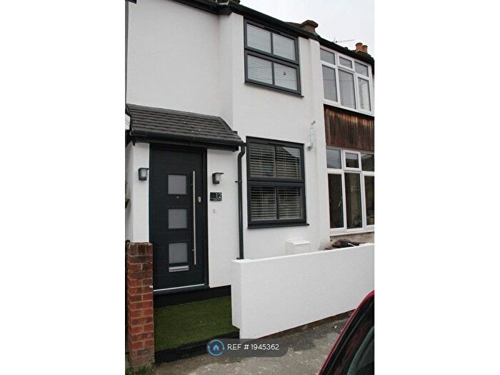 2 Bedroom Terraced House To Rent In Judge Street, Watford, WD24