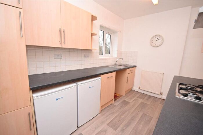 2 Bedroom Apartment To Rent In Sandringham Drive, Leeds, West Yorkshire, LS17