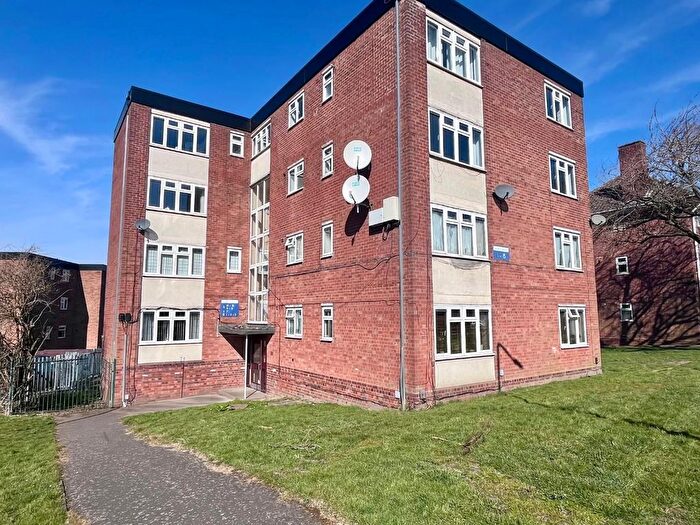 2 Bedroom Maisonette To Rent In Falcon Crescent, Bilston, WV14