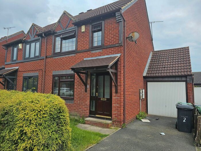 3 Bedroom Semi-Detached House To Rent In Churchbank Way, Dewsbury, WF12