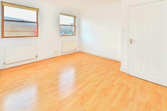 1 Bedroom Apartment To Rent In Eagle Wharf Road, Islington, London, N1