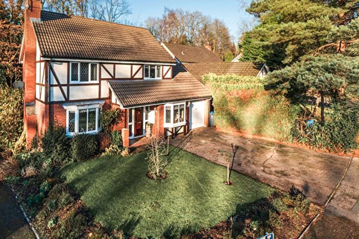 4 Bedroom Detached House For Sale In Sunningdale, Berkshire, SL5