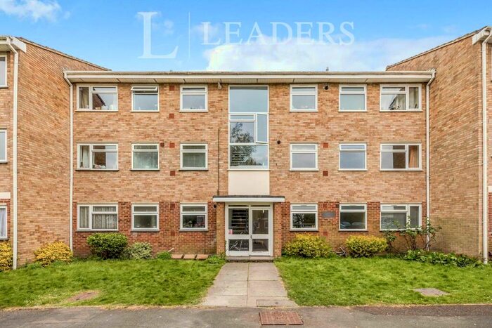 2 Bedroom Property To Rent In Boxgrove Area, Guildford, GU1