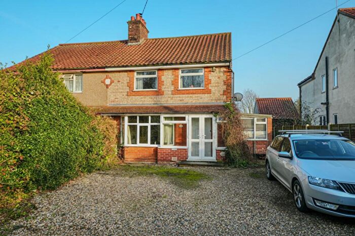 3 Bedroom Semi Detached House For Sale In Roughton Road, Cromer, NR27