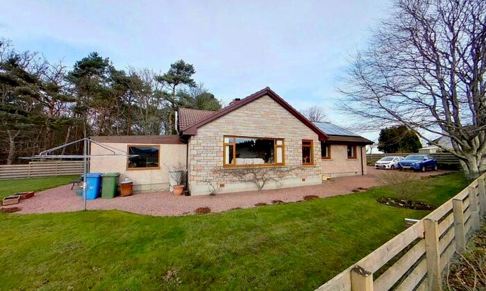 3 Bedroom Detached Bungalow For Sale In Woodlea, Skene Park, Nairn, IV12