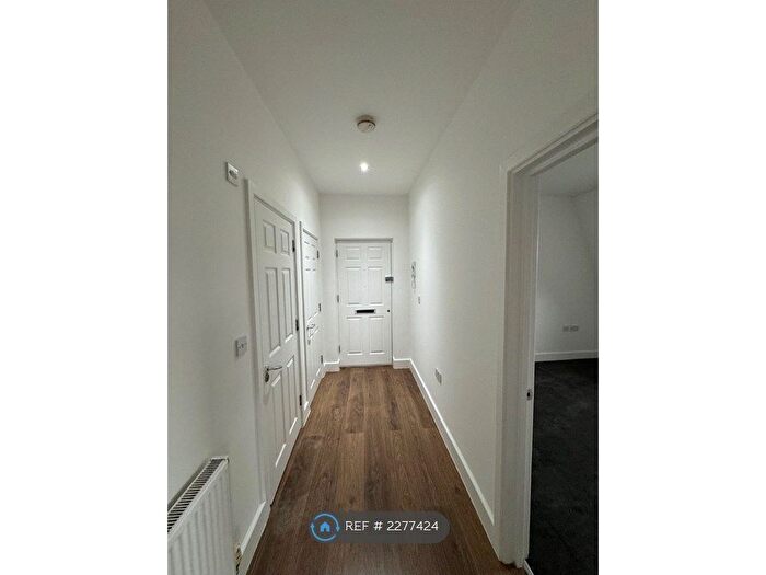 1 Bedroom Flat To Rent In Trinity Court, London, N22