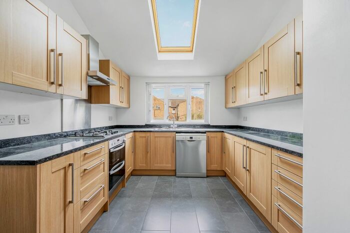 4 Bedroom End Of Terrace House To Rent In Chandos Avenue, Ealing, London, W5