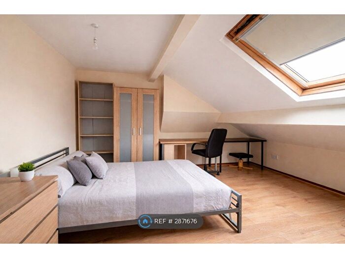 4 Bedroom Terraced House To Rent In Crookesmoor Road, Sheffield, S6