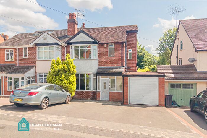 3 Bedroom Semi-Detached House For Sale In Woodland Road, Northfield, B31