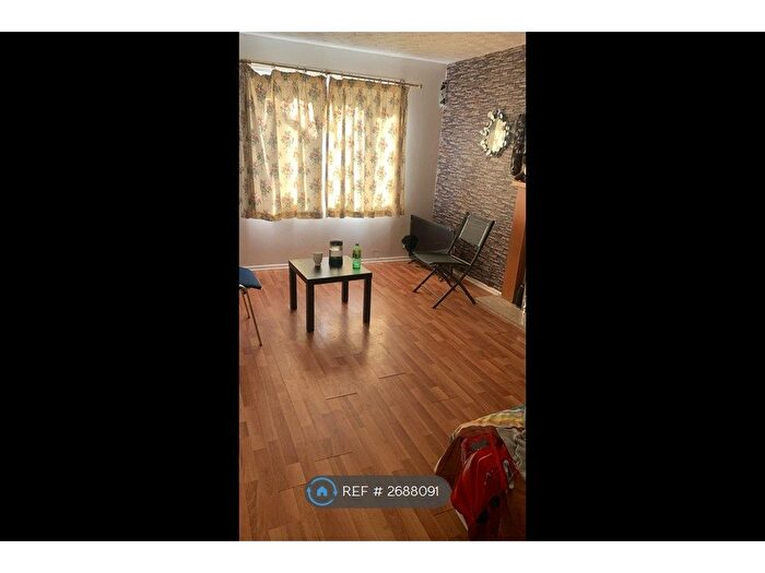 1 Bedroom Flat To Rent In Maunby Gardens, Little Hulton, Manchester, M38